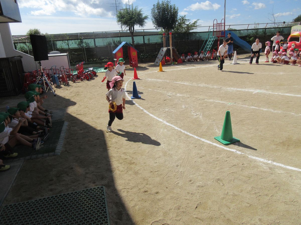 ５歳リレー女子 (2)