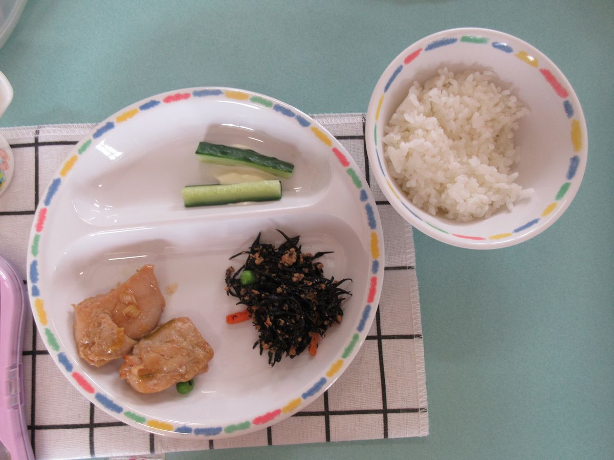 給食