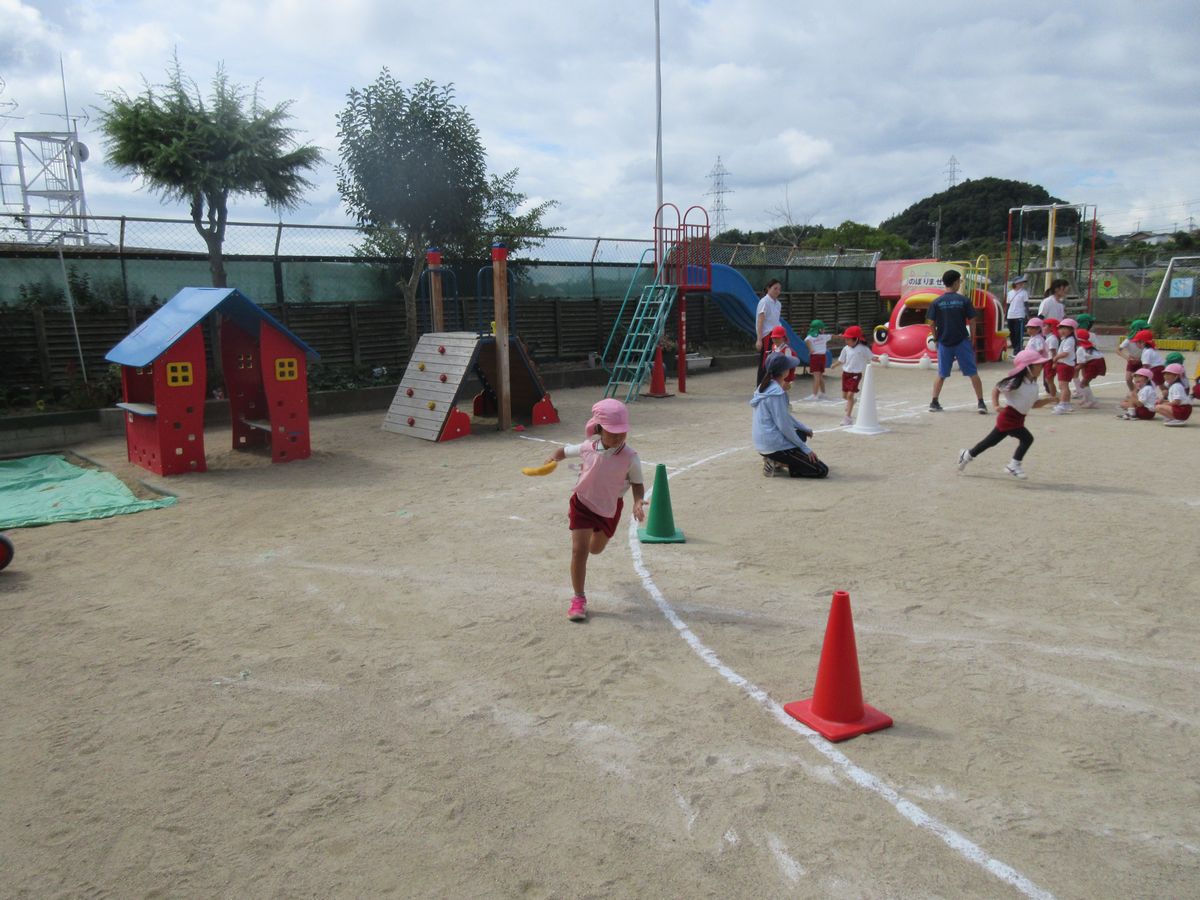 ５歳リレー女子 (2)