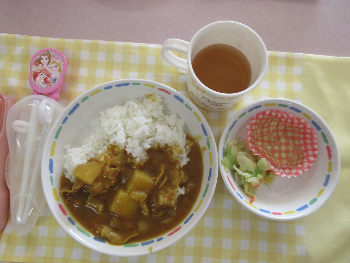 給食 (2)