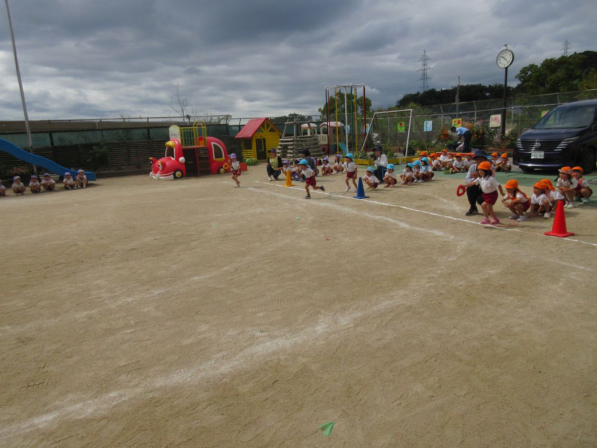 ４歳リレー女子 (1)