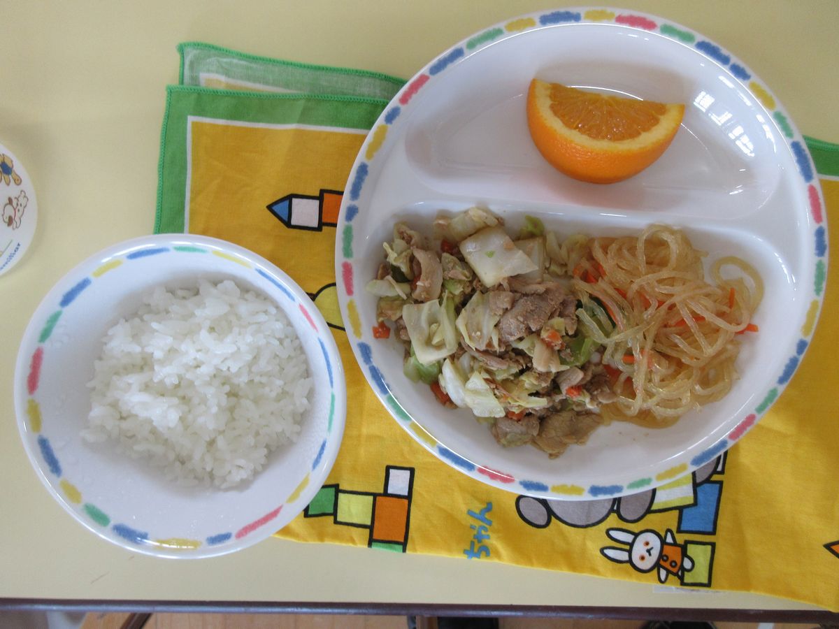 給食