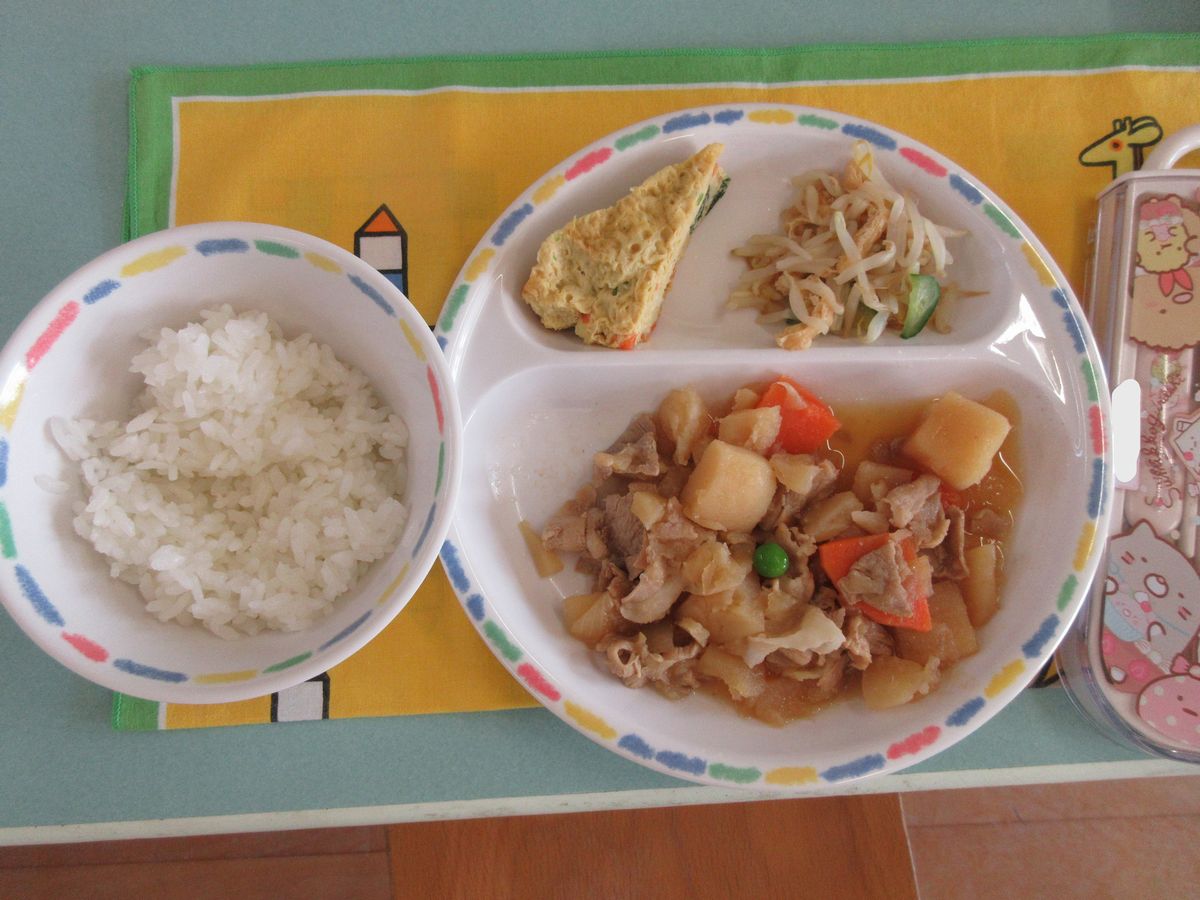 給食