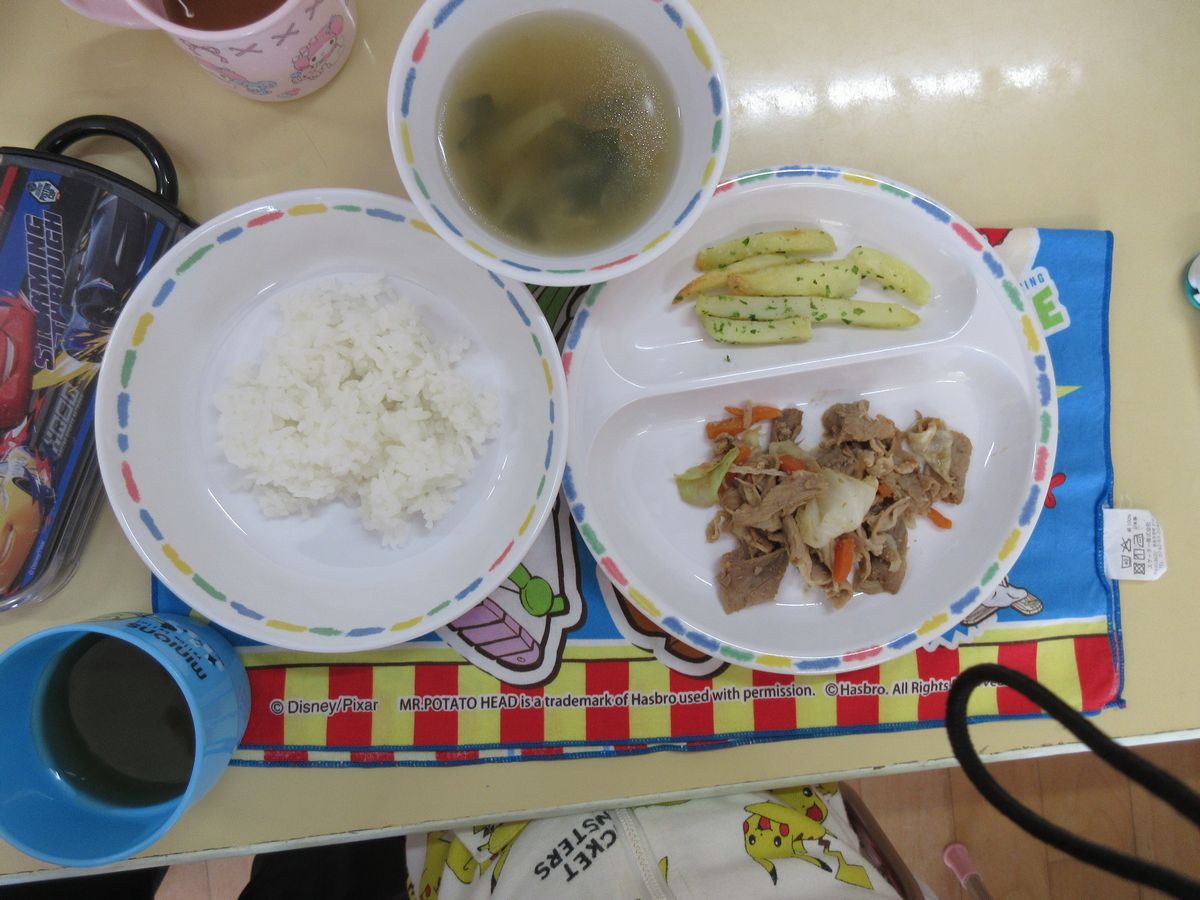 給食 (2)