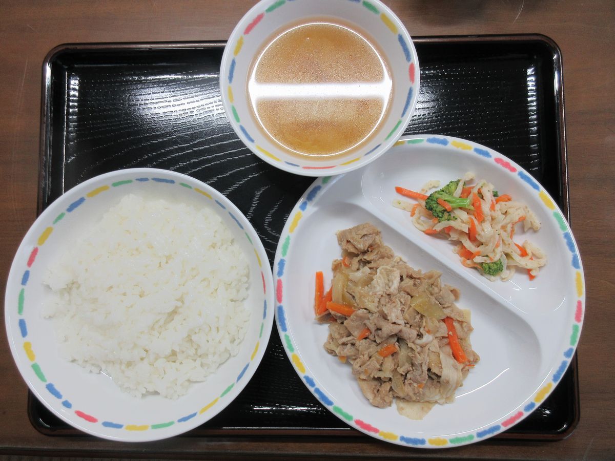 給食 (2)