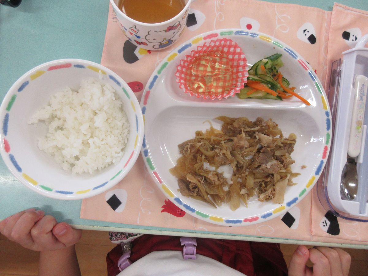 給食