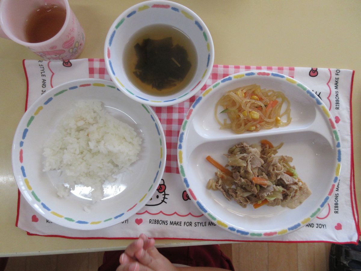 給食 (2)