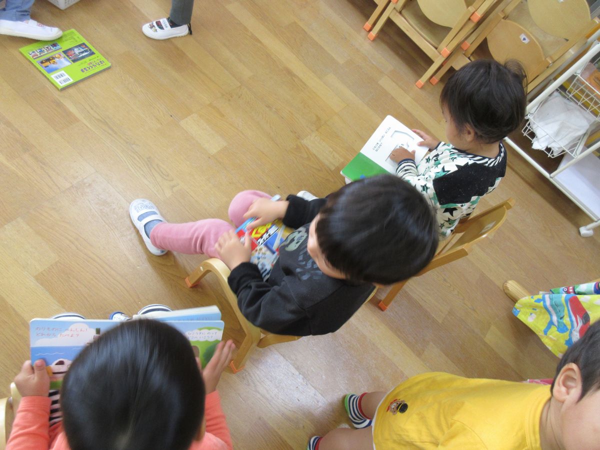 2歳読書 (3)