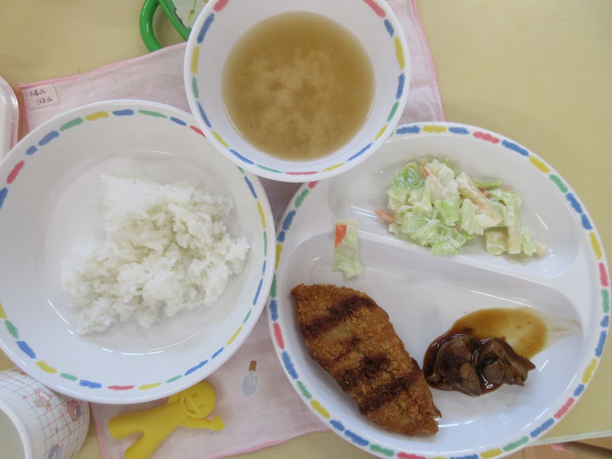 給食 (2)